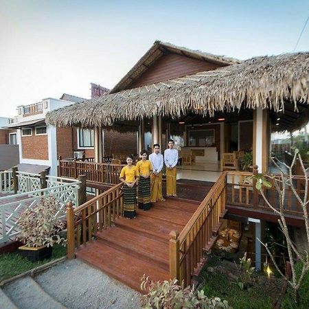 Hotel Queen Jamadevi Mawlamyine Ngoại thất bức ảnh