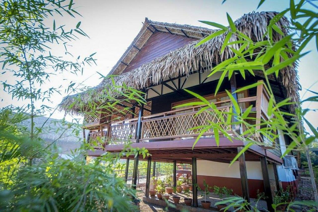 Hotel Queen Jamadevi Mawlamyine Ngoại thất bức ảnh