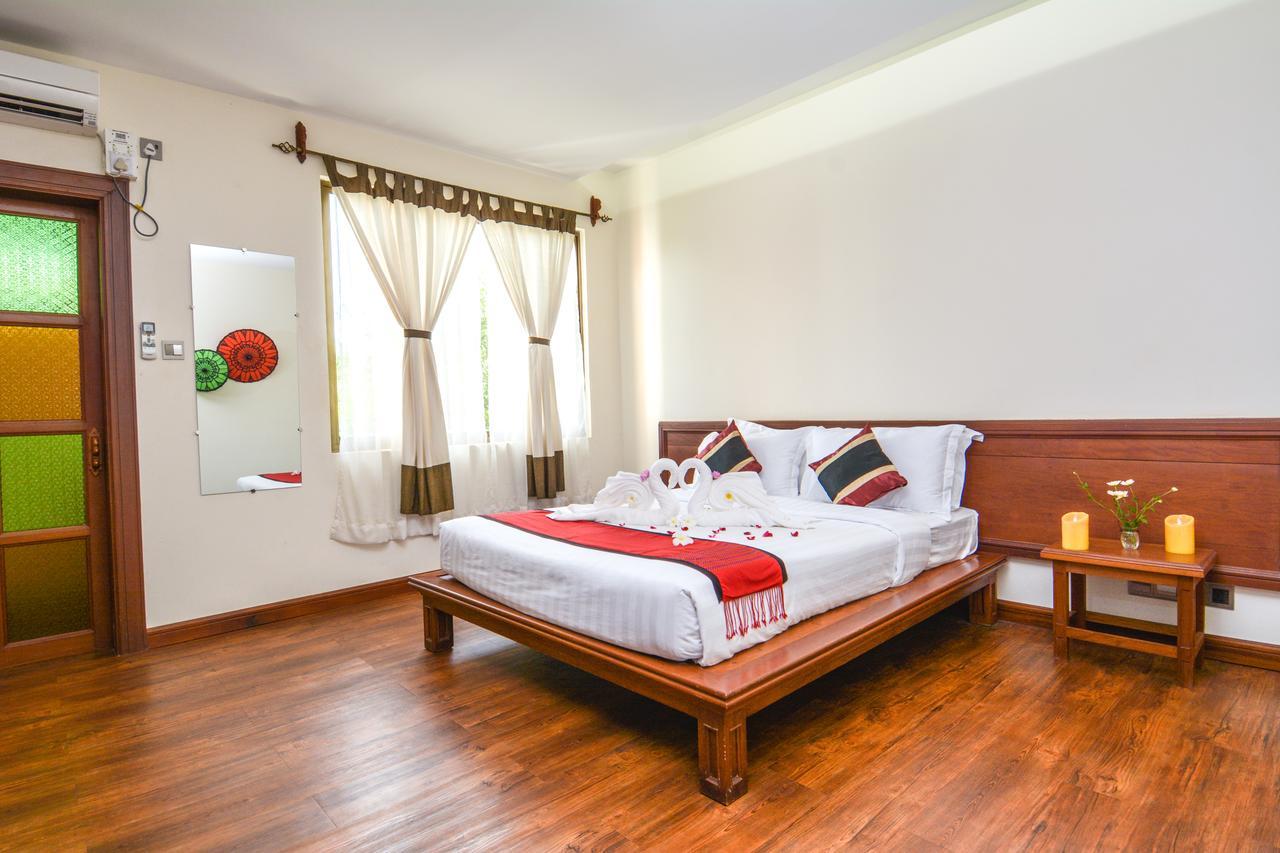 Hotel Queen Jamadevi Mawlamyine Ngoại thất bức ảnh