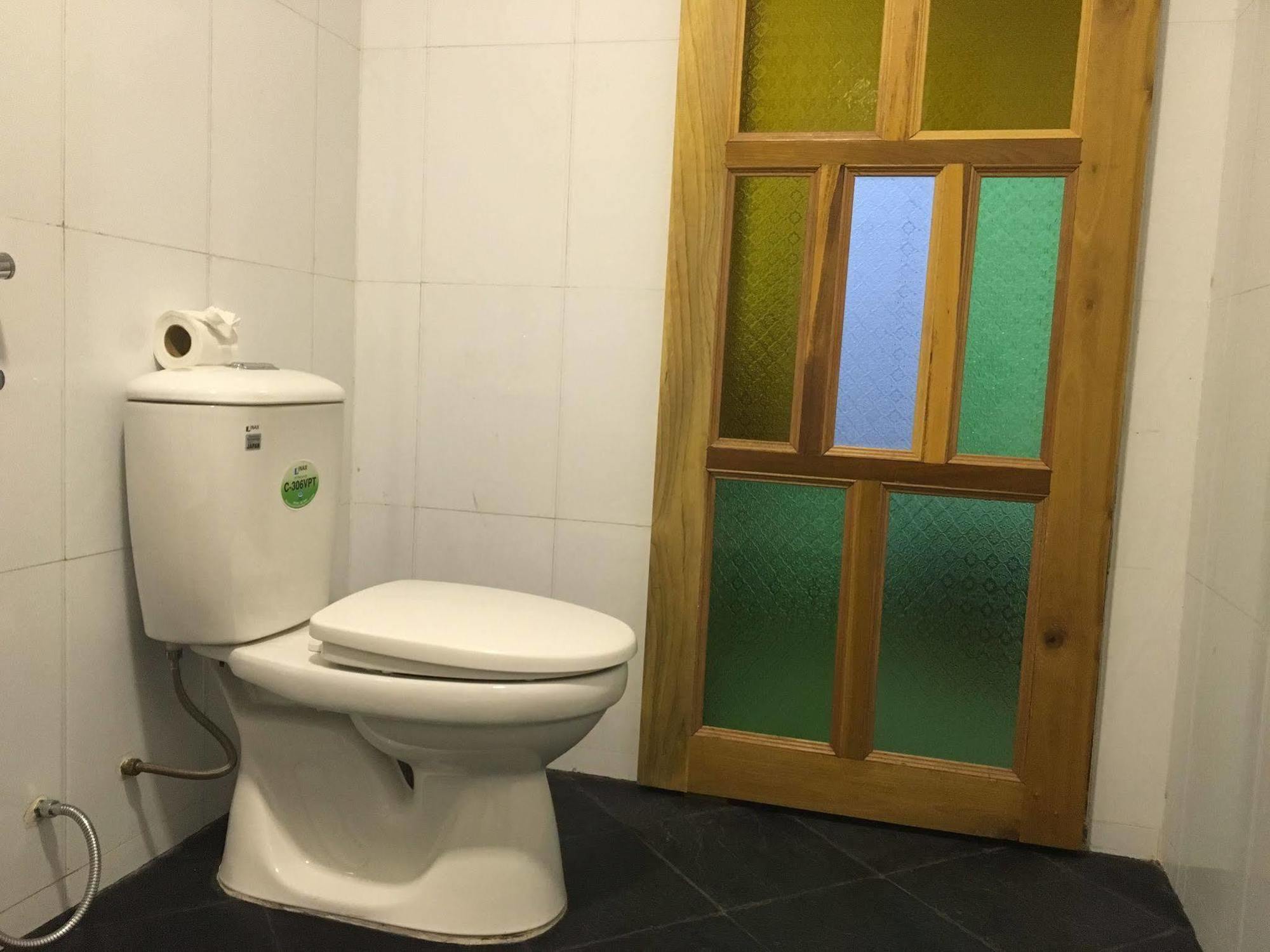 Hotel Queen Jamadevi Mawlamyine Ngoại thất bức ảnh