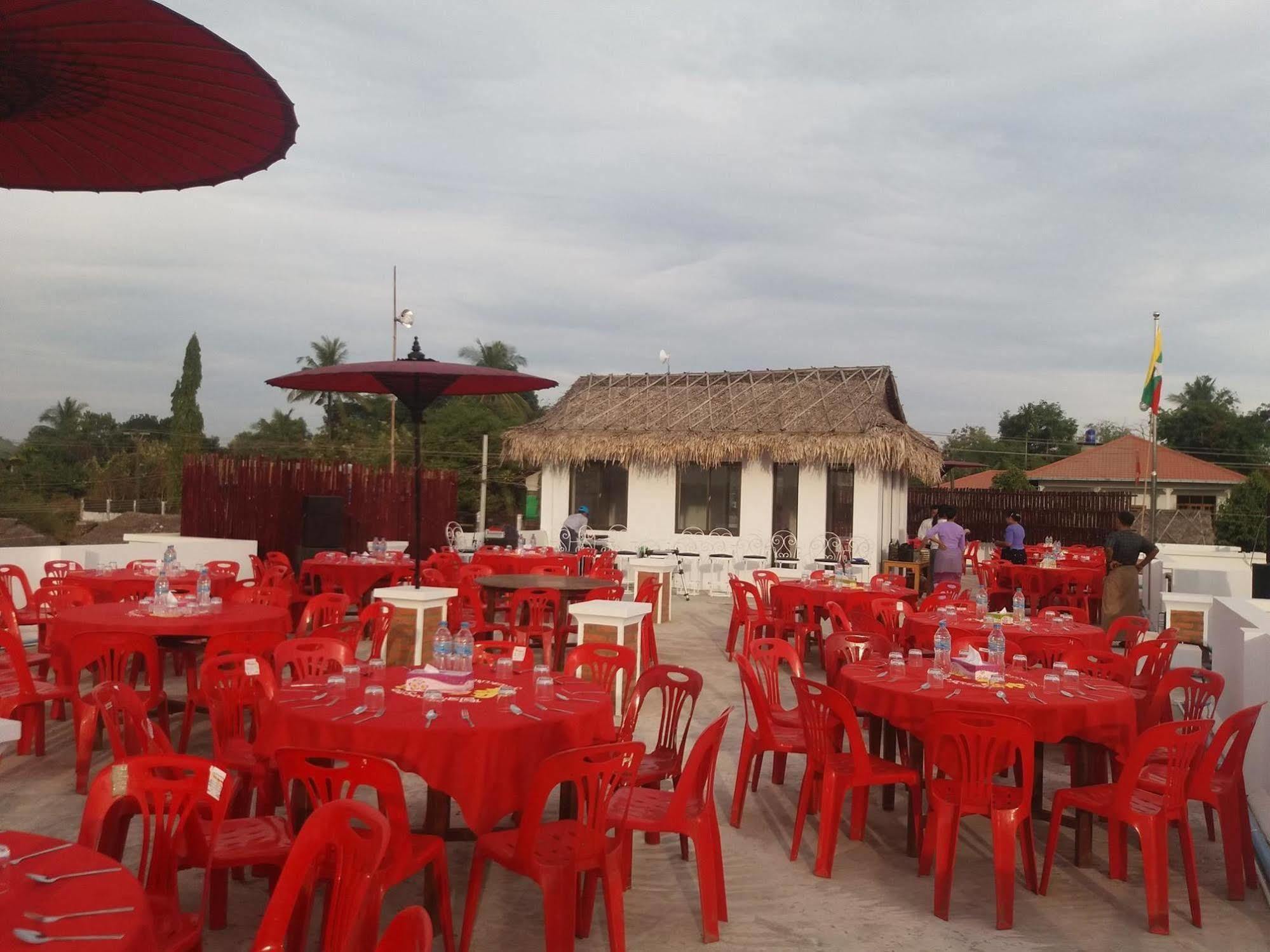 Hotel Queen Jamadevi Mawlamyine Ngoại thất bức ảnh